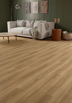 Sol stratifié Towcester , passage élevé AC4, effet chêne blond, L.138,3 cm x l.19,3 cm x ép.8 mm, résistant à l'eau-GoodHome Discount