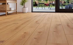 Krono Original Sol stratifié Vista , passage intense AC5, coloris chêne doré, L. 128,8 cm x l. 19,5 cm ép.8 mm, résistant à l'eau