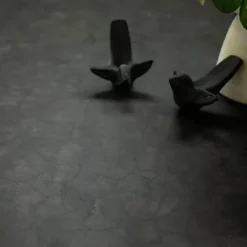 Sol vinyle Aspect béton vieilli noir minéral - Rouleau de 4m x 4m-Décoweb Best