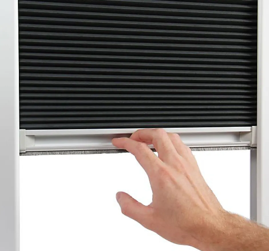 Avosdim Store isolant compatible fenêtre de toit VELUX pour dimension MK06 - Gris