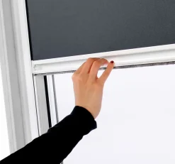 Store occultant compatible fenêtre de toit VELUX pour dimension UK04 - Blanc-Avosdim Outlet