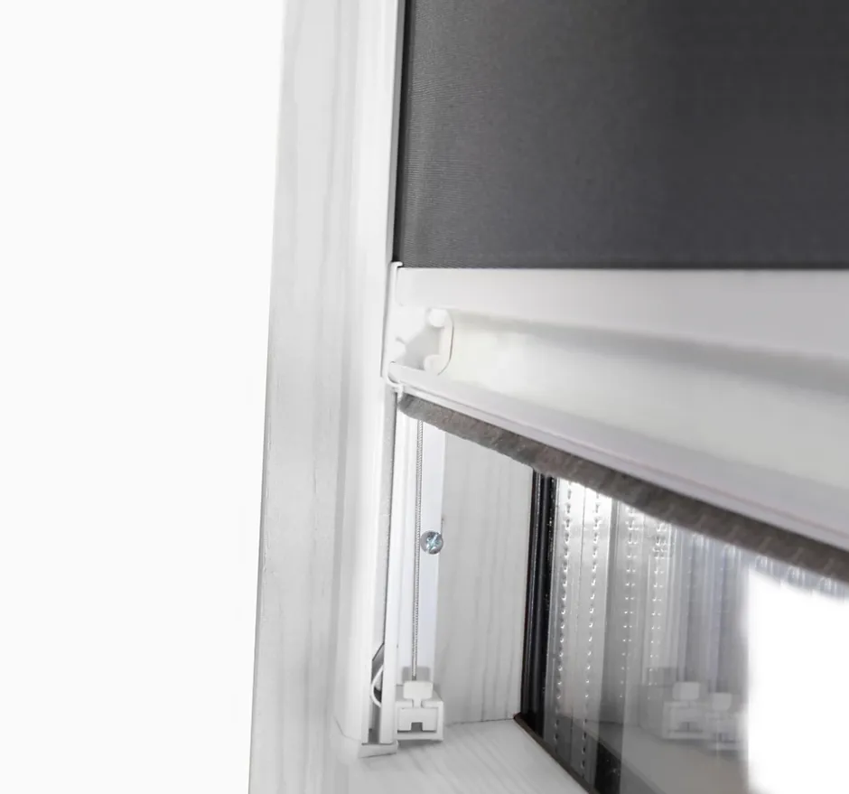 Avosdim Store occultant compatible fenêtre de toit VELUX pour dimension 304 ou 1 ou M04 - Blanc