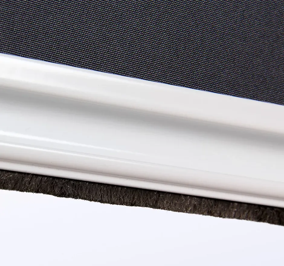 Store occultant compatible fenêtre de toit VELUX pour dimension SK06 - Blanc-Avosdim Online