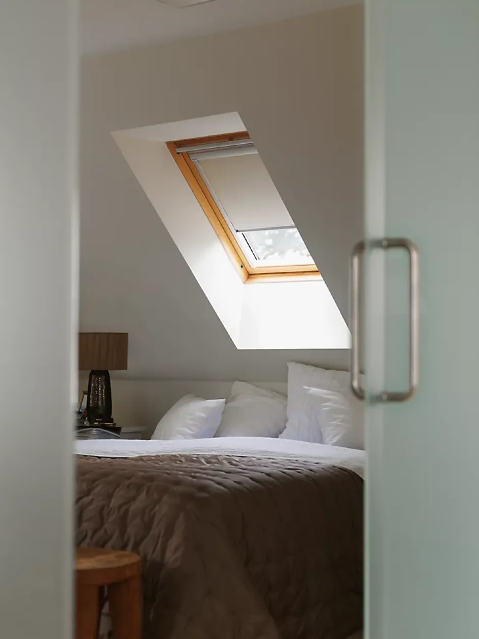 Velux Store occultant fenêtre de toit DKL SK06 beige