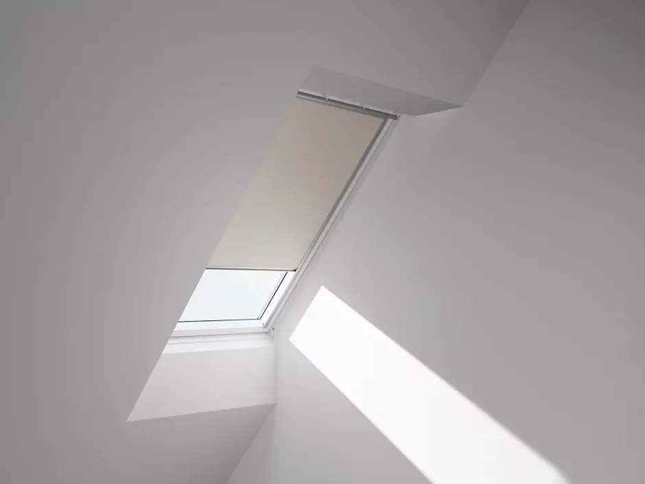 Velux Store occultant fenêtre de toit DKL SK06 beige