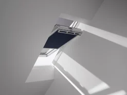 Store occultant fenêtre de toit DKL C01 bleu-Velux Hot