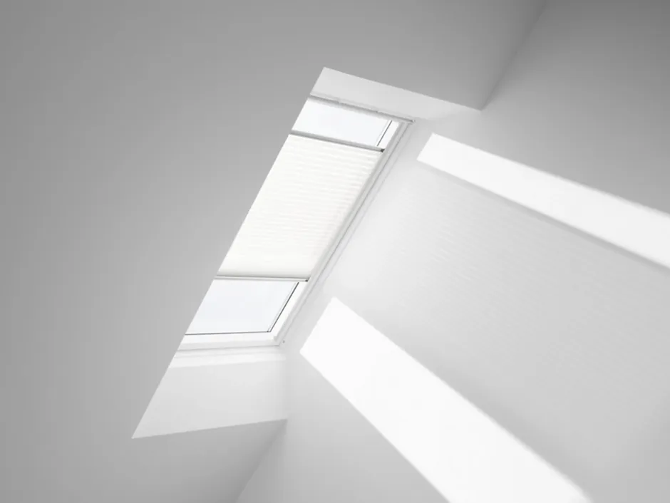 Velux Store plissé fenêtre de toit FHL UK04 134 x 98 cm