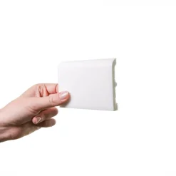 SX183 CASCADE Plinthe 7,5x1,3x10cm (h x p x L) - plinthe décorative polymère Pack 2 pièces / RAL9003-Orac Decor Clearance