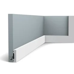 Orac Decor SX162 Moulure multifonctionnelle Axxent - 4x1x200cm (h x p x l) - plinthe décorative Pack 2 pièces / RAL9003