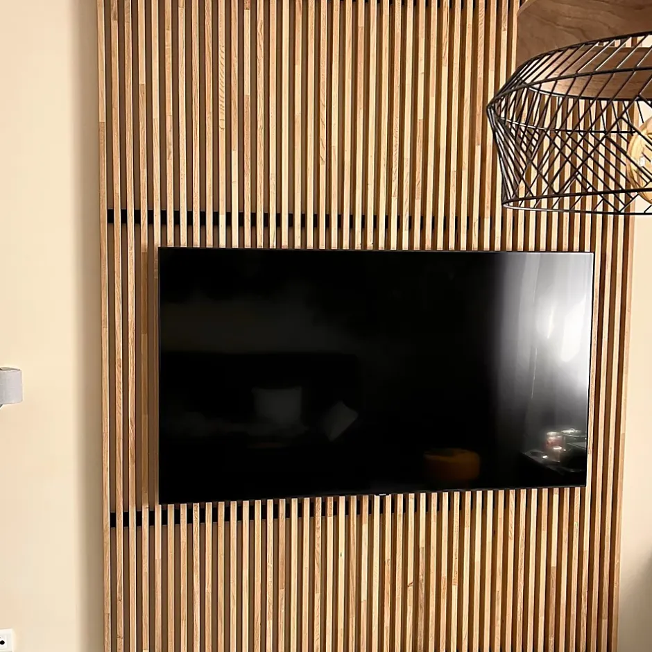 Tasseau décoratif en chêne 4 chanfreins 20X40mm L.2,50m- Sale