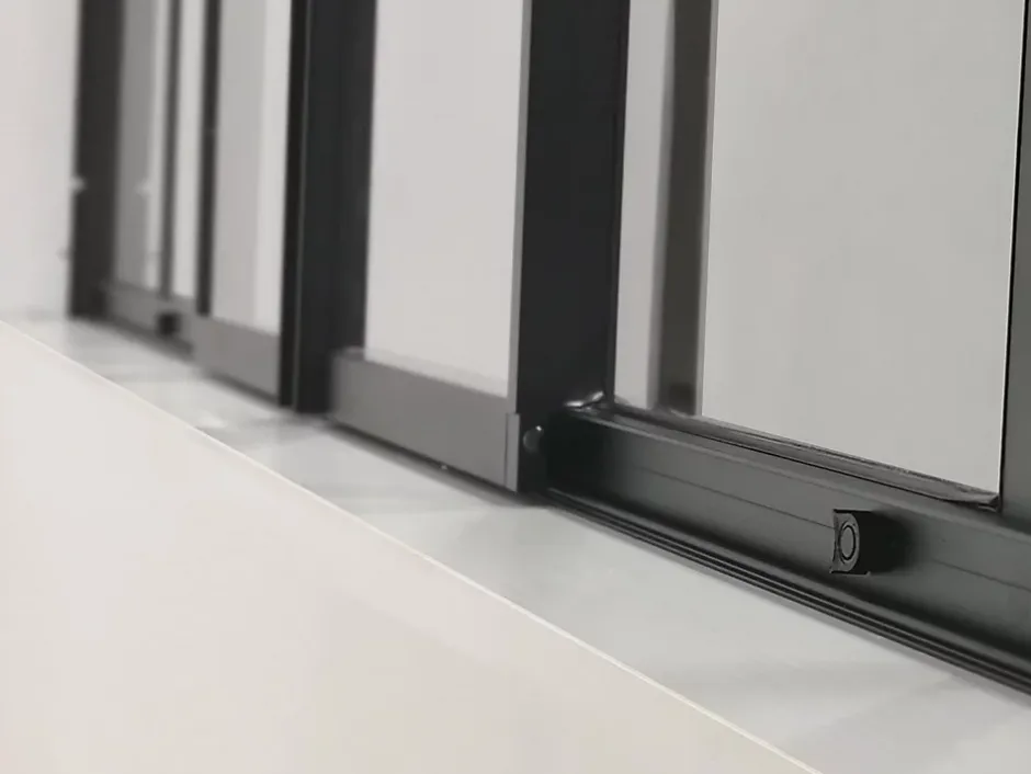 Vente-unique Verrière coulissante en aluminium thermolaqué noir 180x130 cm - RAVENA