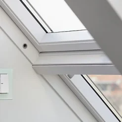Velux Verrière plane GIL Tout confort blanc SK3 114 x 92 cm