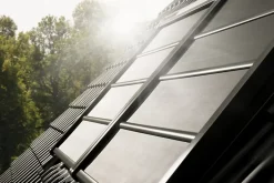 Volet roulant souple pour fenêtre de toit, gris anthracite, à énergie solaire, l.114 x H.118 cm, SSS SK06 0000S-Velux Best