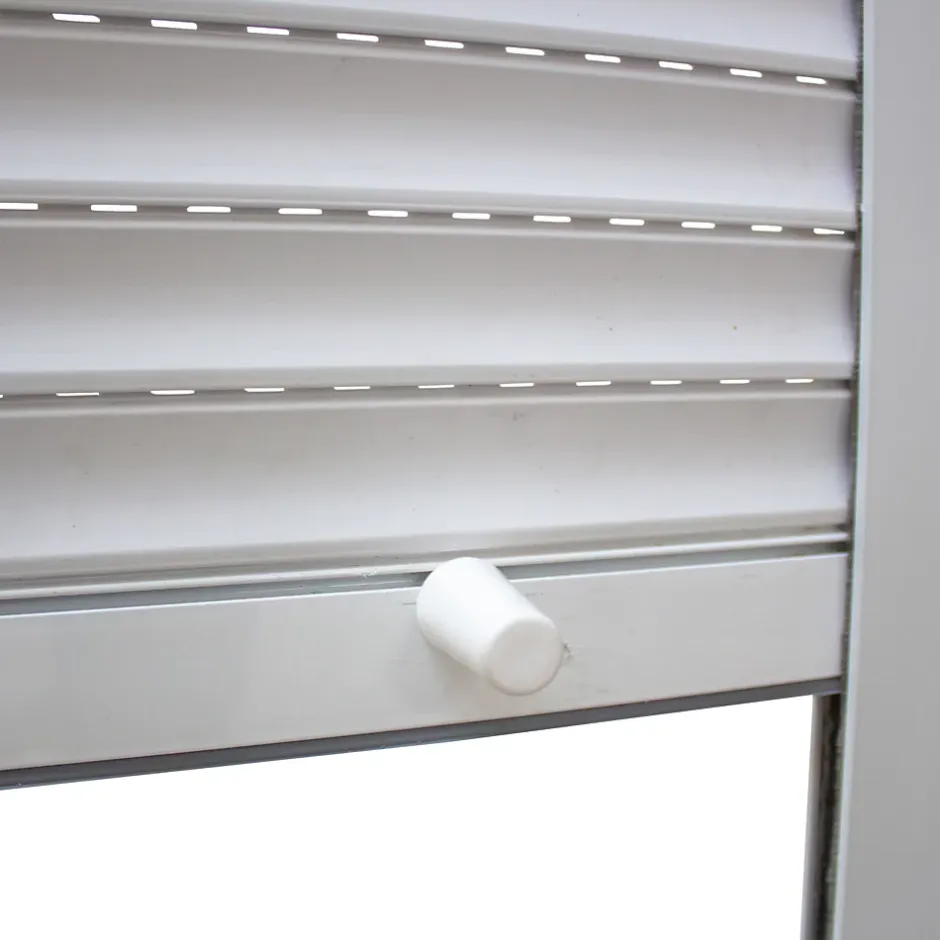 Volet roulant uPVC blanc - ouverture manuelle par sangle - - l.100 x H.155 cm-Fortia