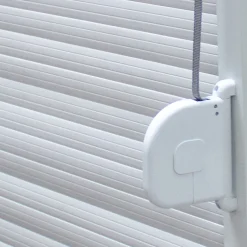 Fortia Volet roulant uPVC blanc - ouverture manuelle par sangle - - l.120 x H.215 cm